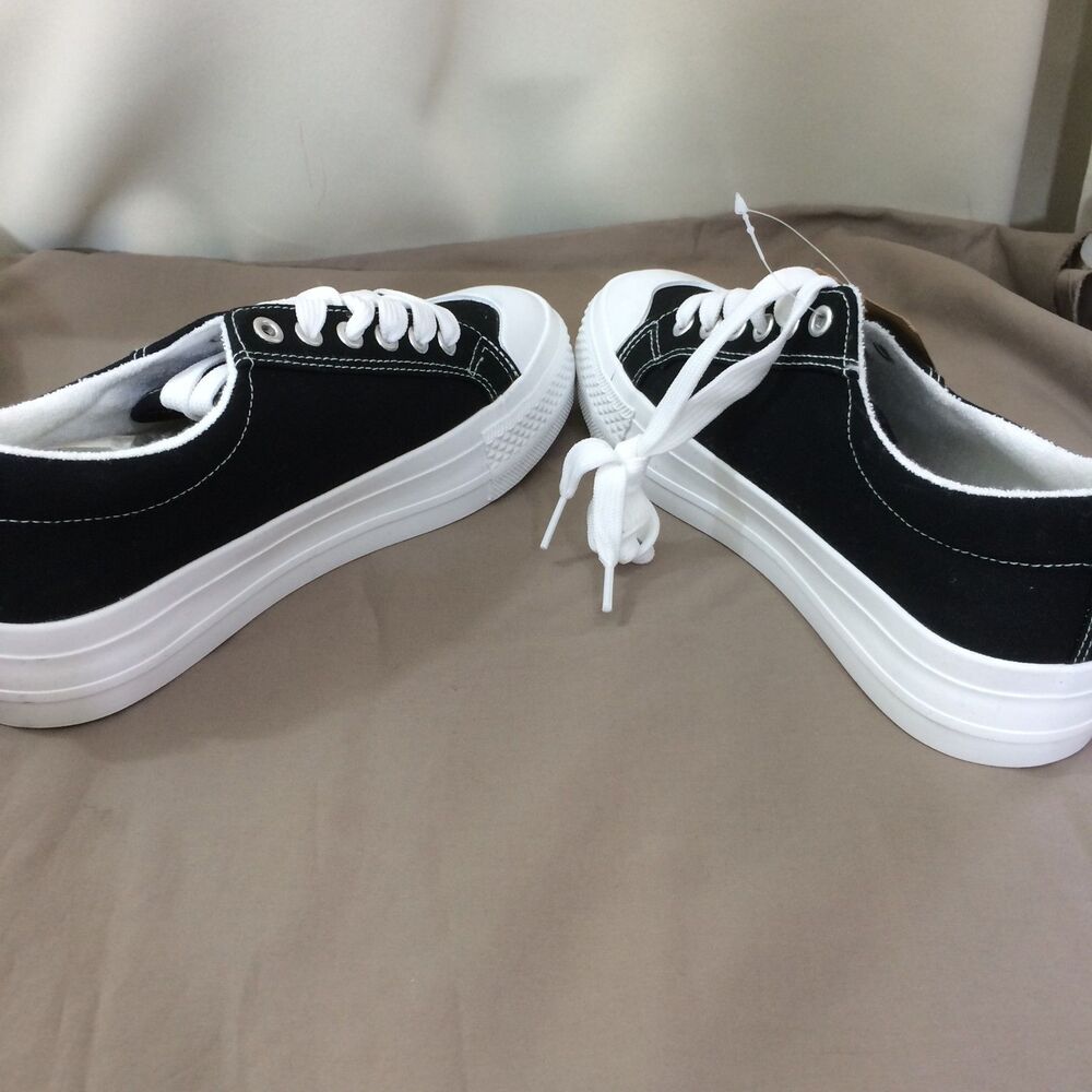 Heez Black Canvas Platform Sneakers Women's 7 Lace Up New With Tags Casual Shoe - Picture 5 of 9